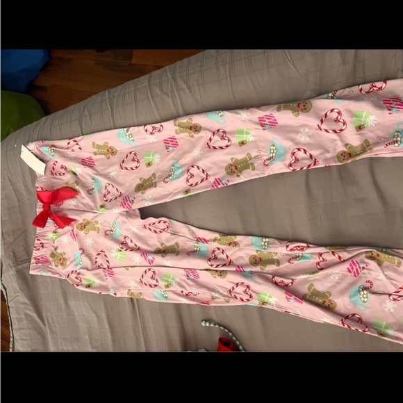 Girls Ginger man Christmas Pants 🐚 2 for $15 - Picture 1 of 1